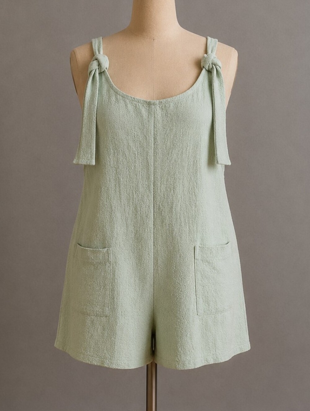 Womens Sage Green Textured Romper Adjustable Straps Loose Fit Size Large